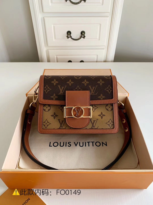 Luxurious Totes - Latest - 2429
