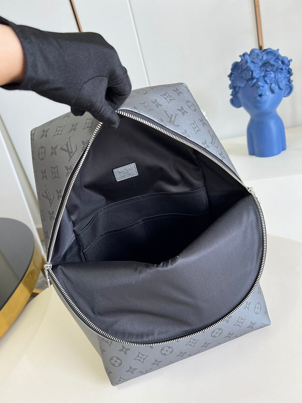 LOV - Luxurious Totes - 1612