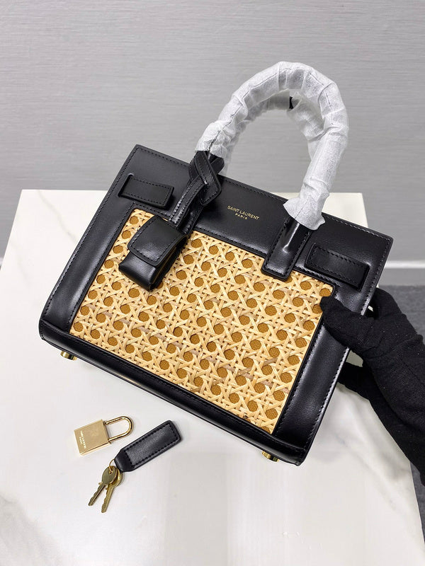 Luxurious Totes - Latest - 8703
