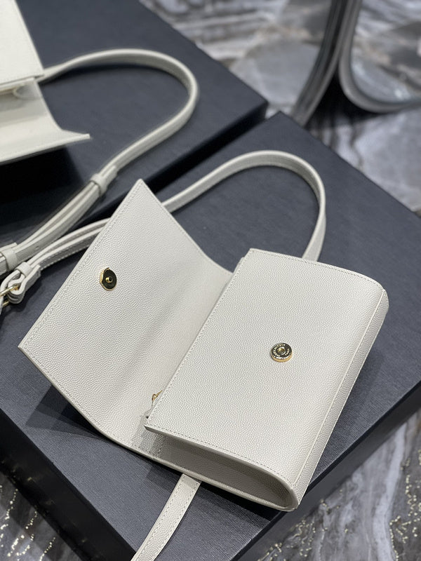 Luxurious Totes - Latest - 8817