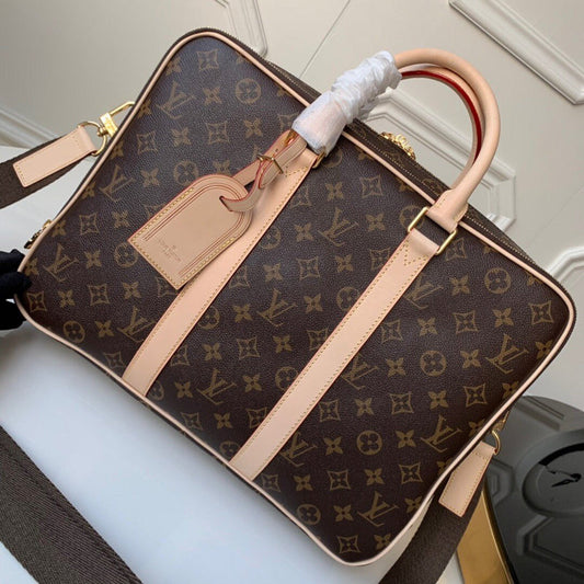 LOV - Luxurious Totes - 2658