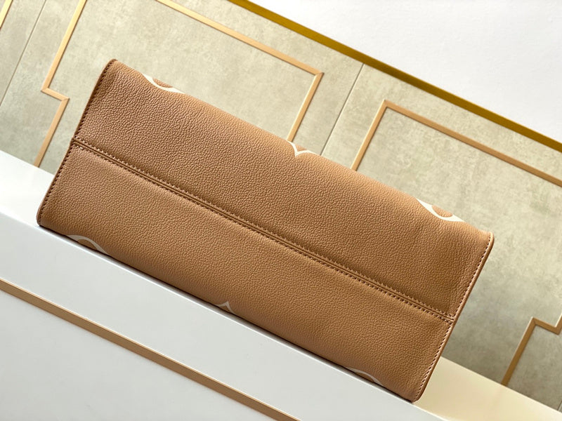 LOV - Luxurious Totes - 1292