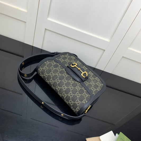 GUI - Luxurious Totes - 1127
