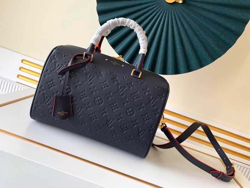 LOV - Luxurious Totes - 073