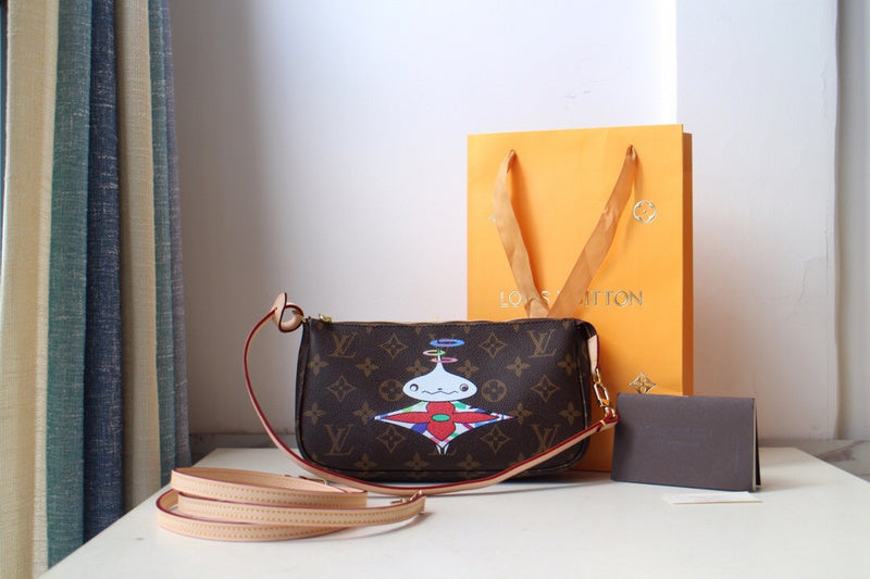 Luxurious Totes - Latest - 2696