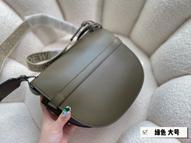 Luxurious Totes - LW-CH Bags - 014