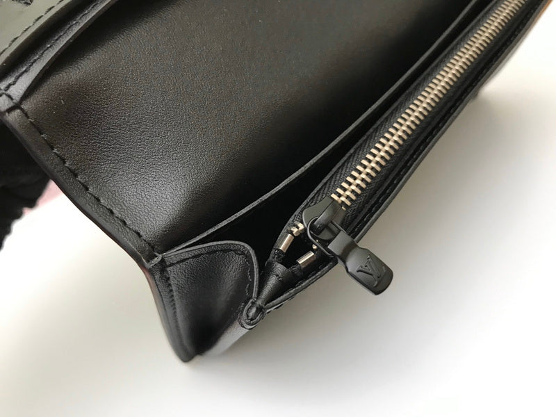 Luxurious Totes - Latest - 816