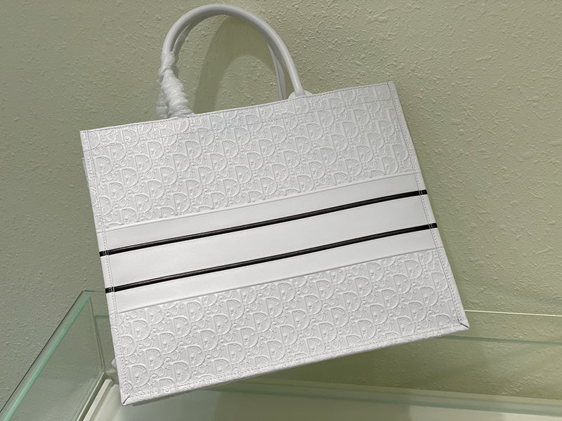 Luxurious Totes - Latest - 6345