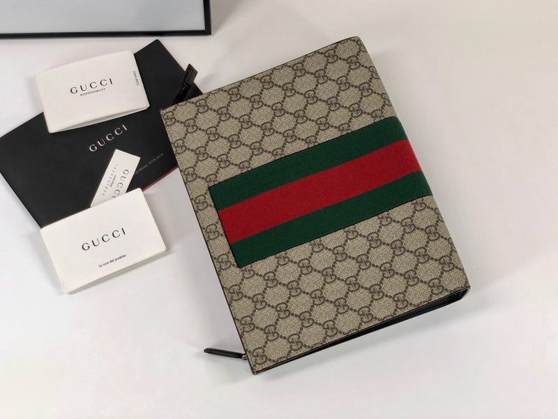GUI - Luxurious Totes - 741