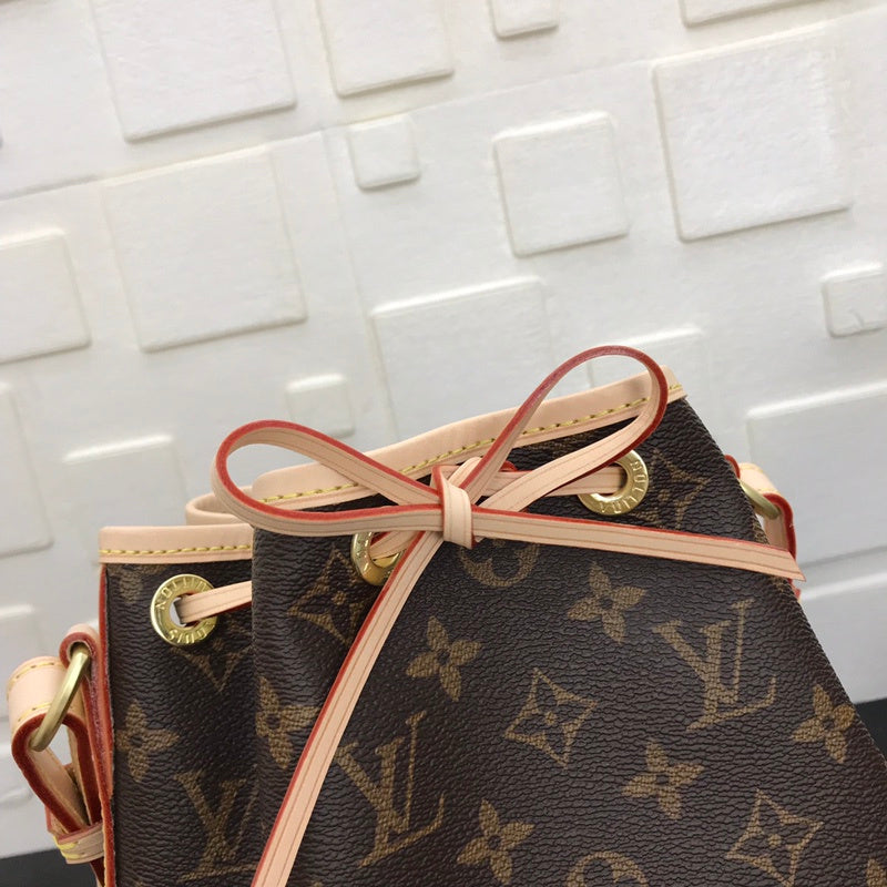 Luxurious Totes - Latest - 1598