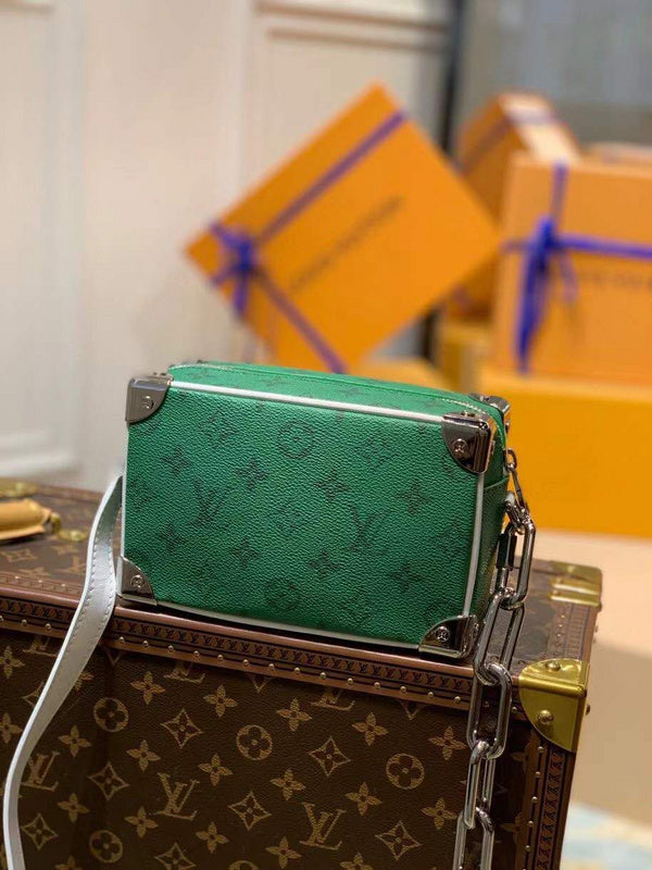 LOV - Luxurious Totes - 2399