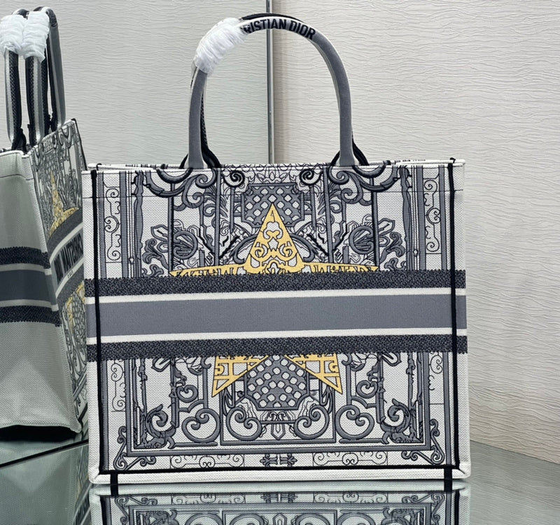 Luxurious Totes - Latest - 6257