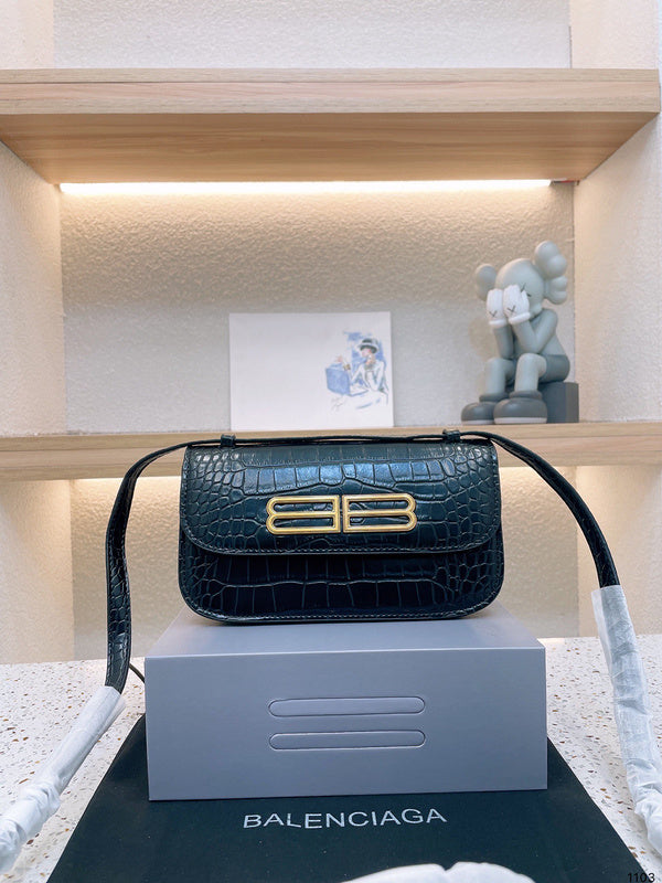 Luxurious Totes - BGA2 Bags - 064