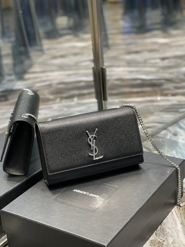 Luxurious Totes - Latest - 8566