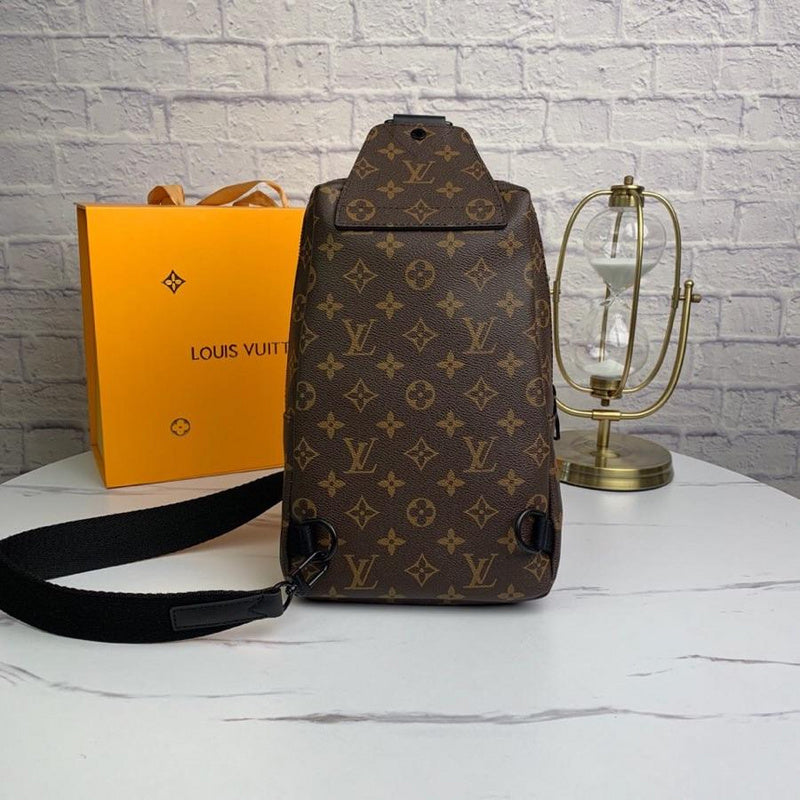 LOV - Luxurious Totes - 2681