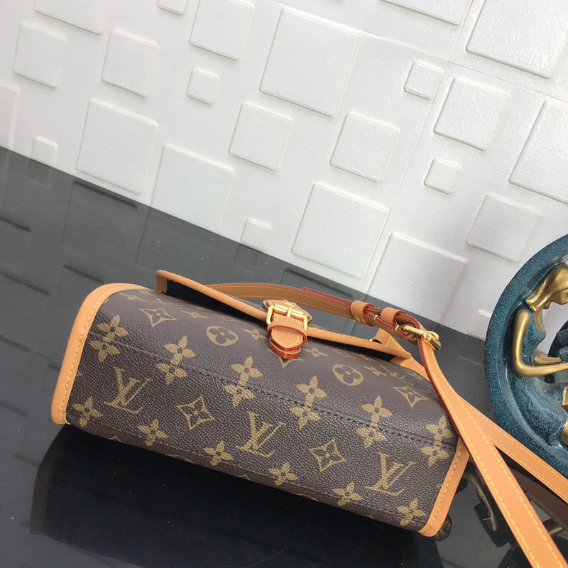 Luxurious Totes - Latest - 1597