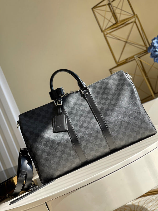 LOV - Luxurious Totes - 1889