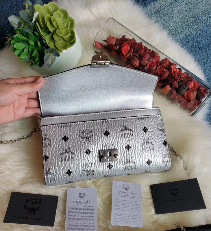 Luxurious Totes - Latest - 7886