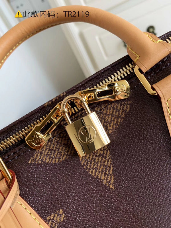 Luxurious Totes - Latest - 9705