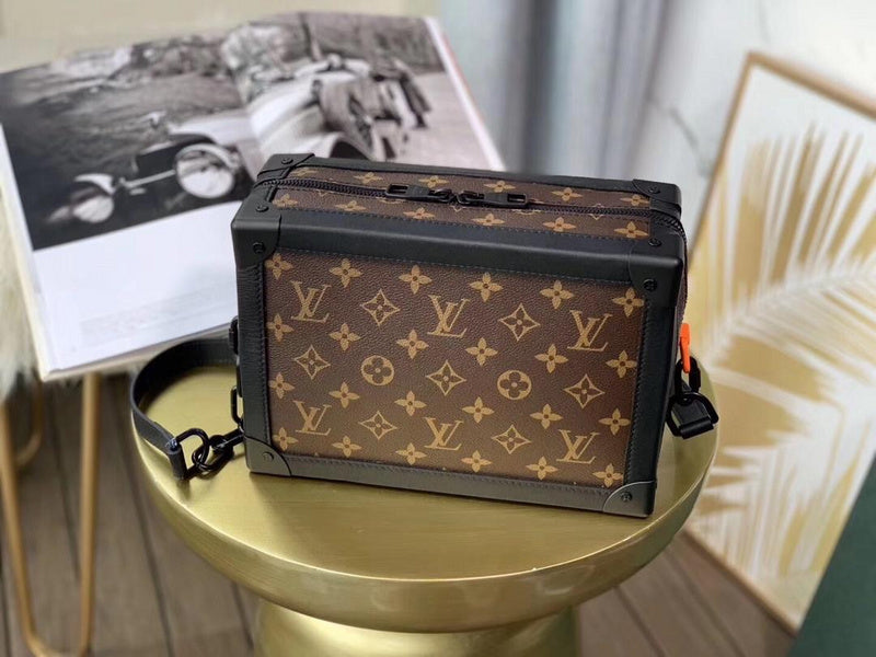 LOV - Luxurious Totes - 443