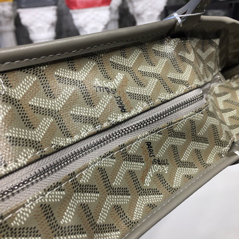 Lux-Totes - GOD Bags - 213