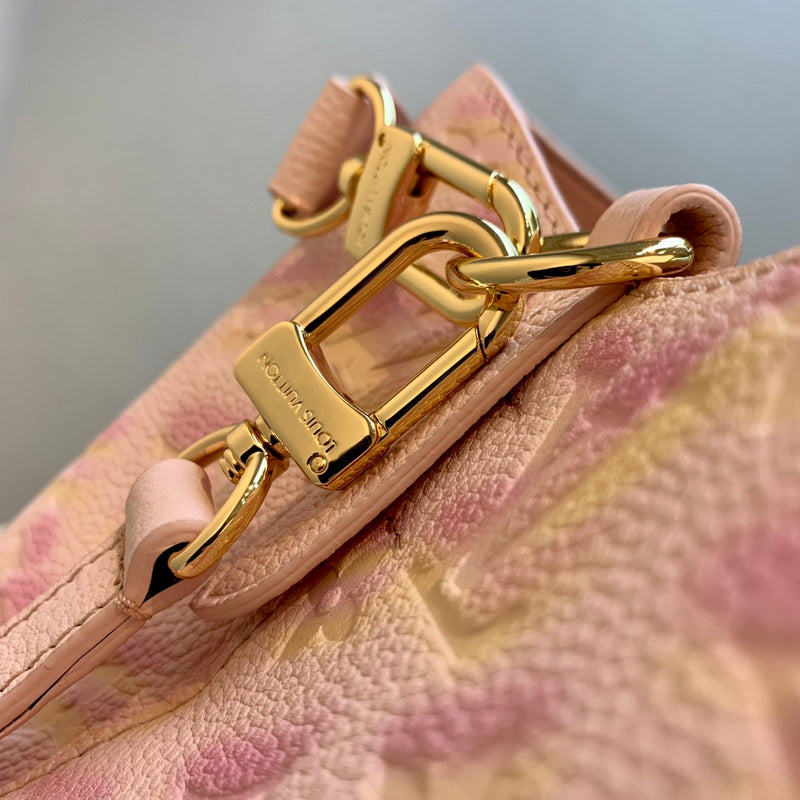 LOV - Luxurious Totes - 1422