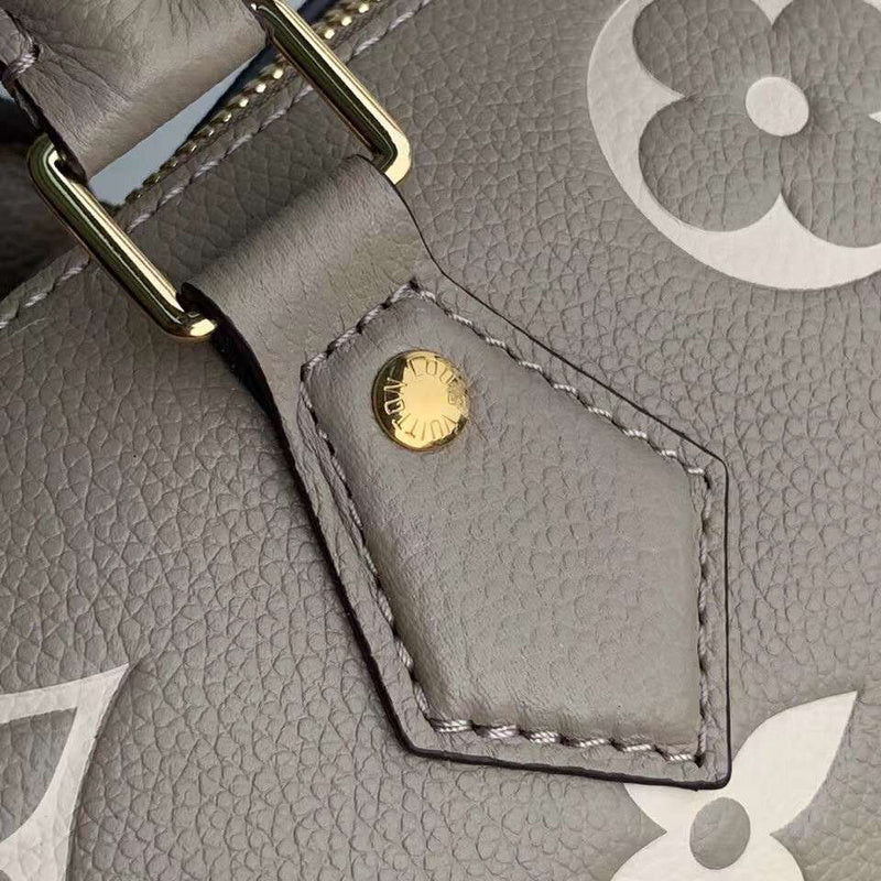 LOV - Luxurious Totes - 2314