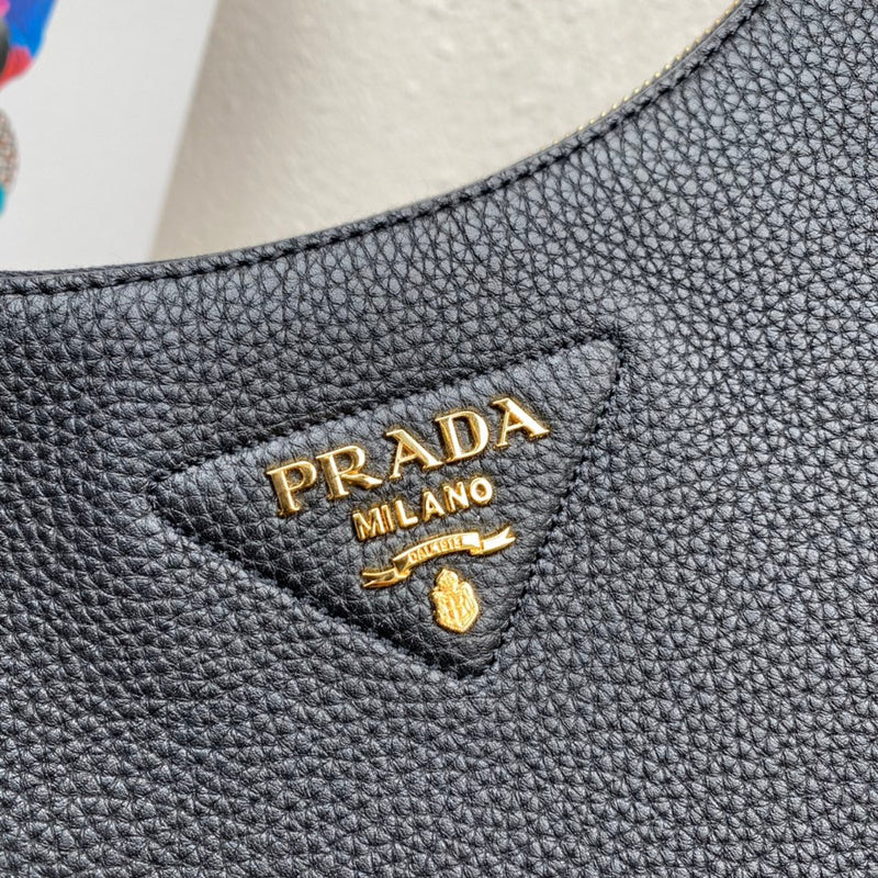 PDA - Luxurious Totes - 079