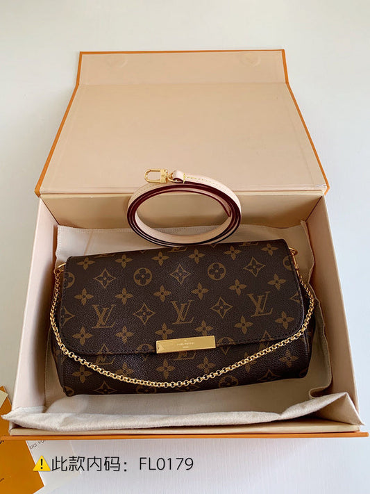 Luxurious Totes - Latest - 3640