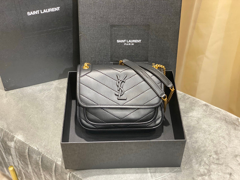 Luxurious Totes - Latest - 8287