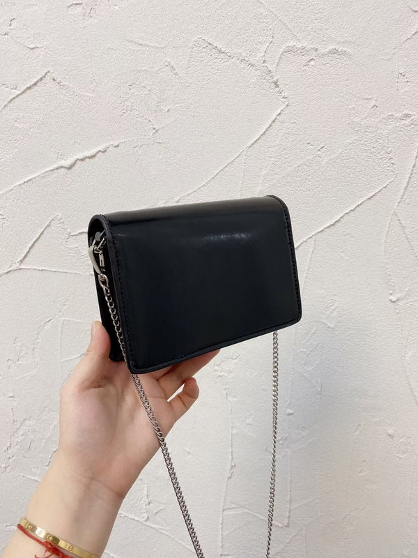 PDA - Luxurious Totes - 236
