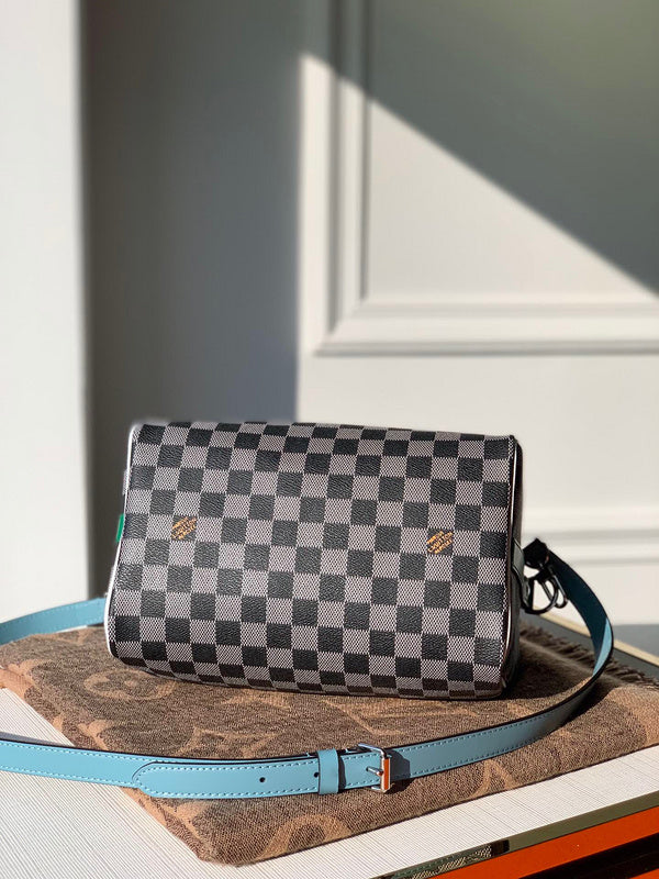 Luxurious Totes - Latest - 2584