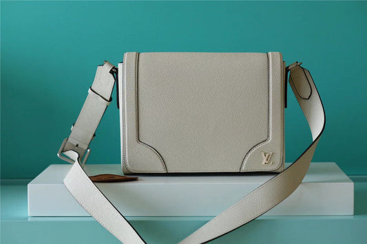 Lux-Totes - LOV Bags - 4152