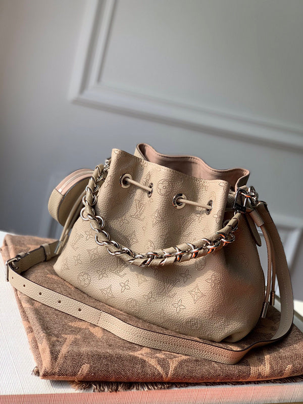 Luxurious Totes - Latest - 9726
