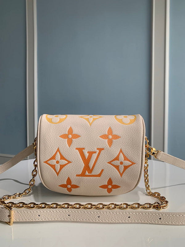 LOV - Luxurious Totes - 027