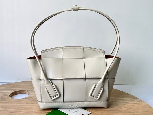 Luxurious-Totes - BV Bags - 2562