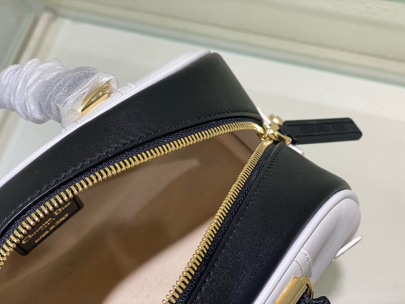 Luxurious Totes - Latest - 6222