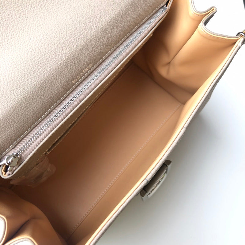 Luxurious Totes - Latest - 6175