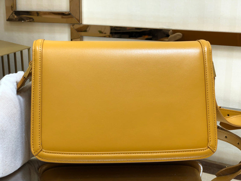 Luxurious Totes - Latest - 9400