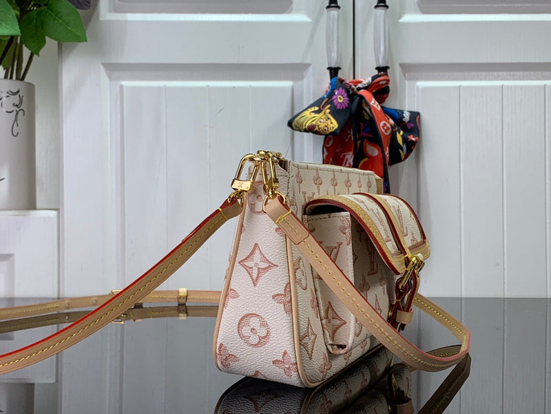 LOV - Luxurious Totes - 1237