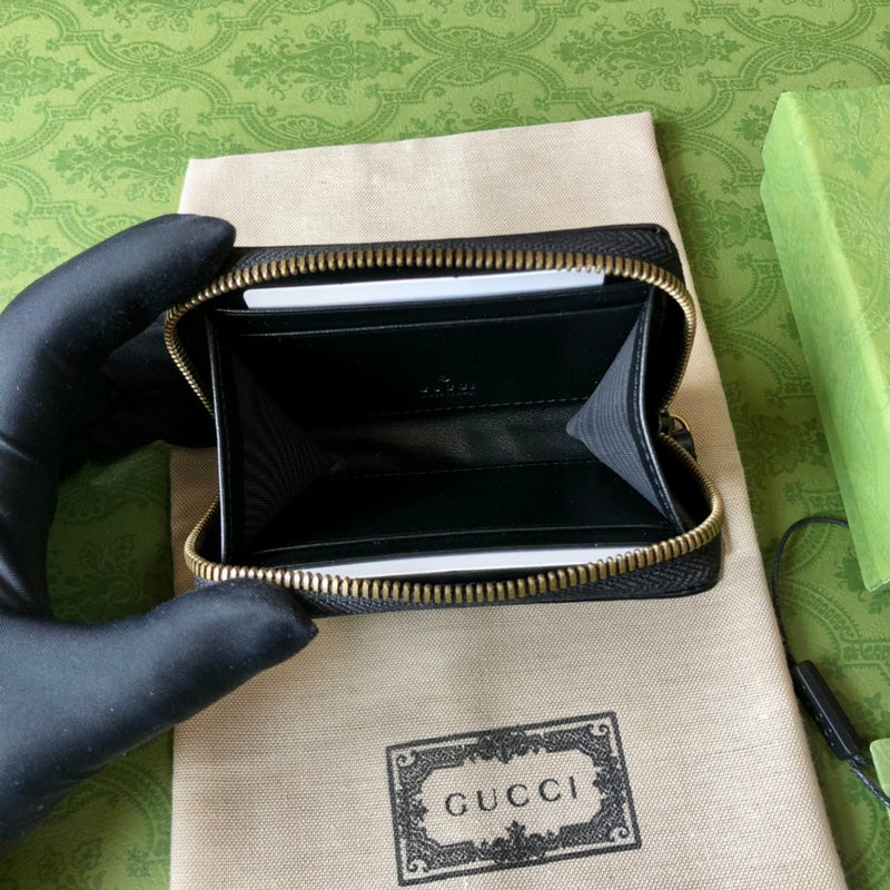 GUI - Luxurious Totes - 175