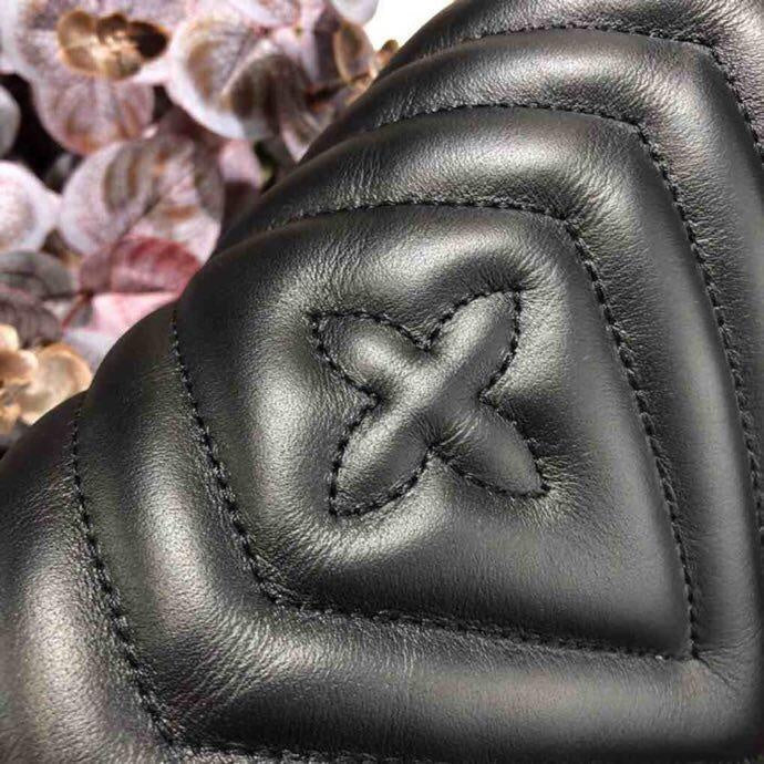 LOV - Luxurious Totes - 2727