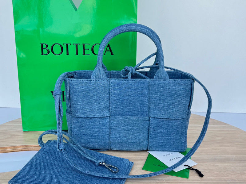 Luxurious-Totes - BV Bags - 1009