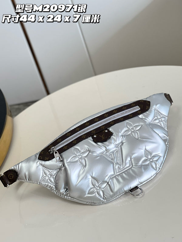 LOV - Luxurious Totes - 963