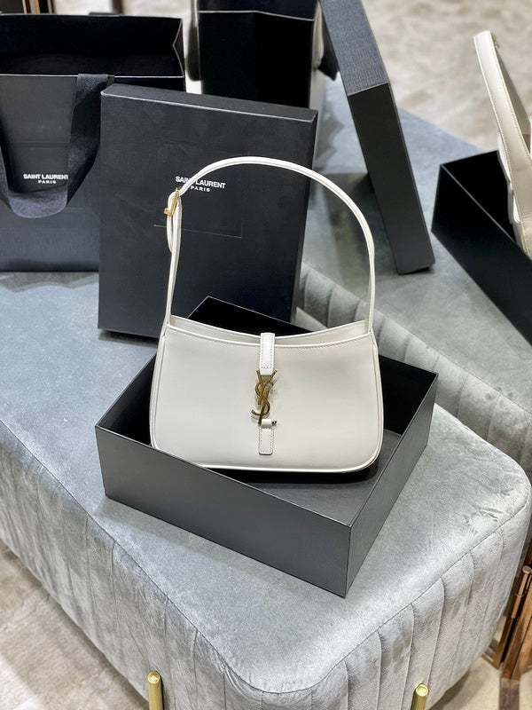 Luxurious Totes - Latest - 8345