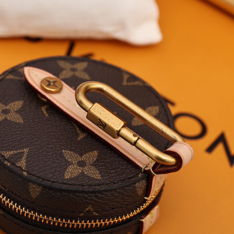LOV - Luxurious Totes - 2079