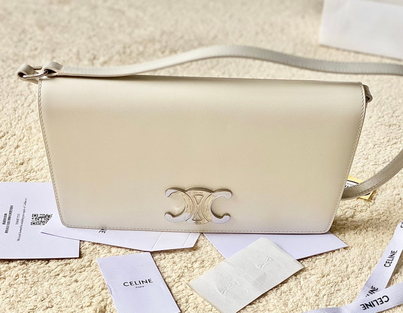 Luxurious-Totes - CLE Bags - 1071