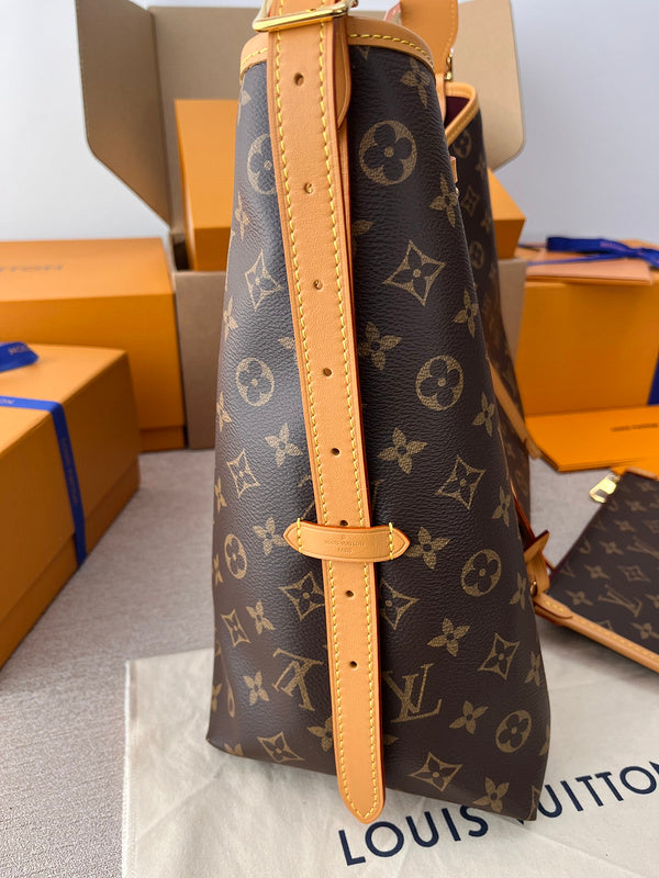 LOV - Luxurious Totes - 697