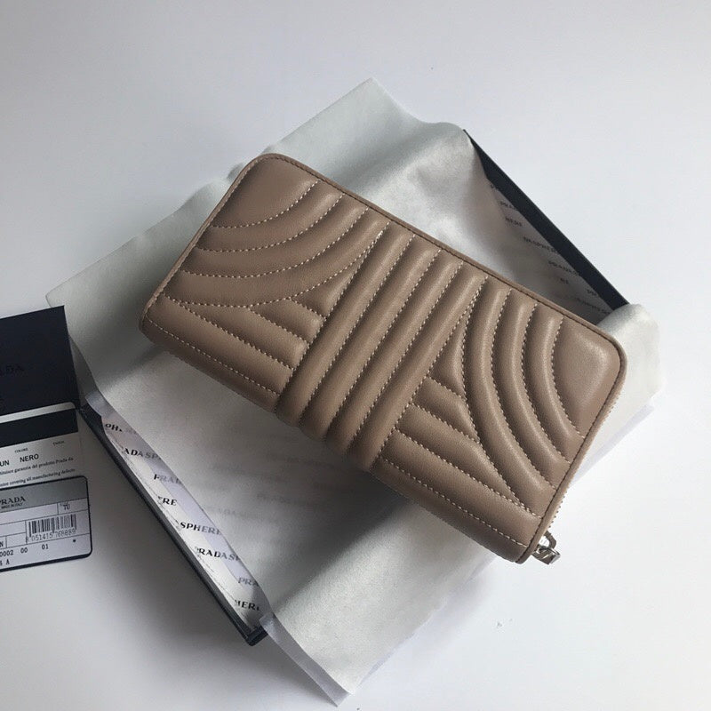 Luxurious Totes - Latest - 10202