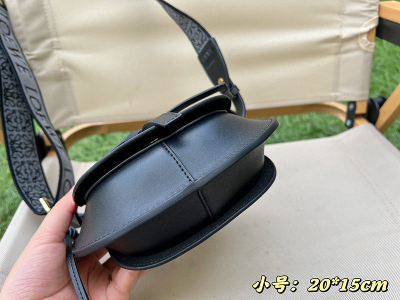 Luxurious Totes - LW-CH Bags - 020